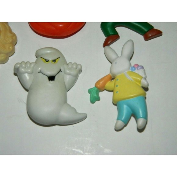 VTG HOLIDAY Pins Russ Hallmark Halloween Ghost pumpkin Christmas Santa Lot 5 - Picture 2 of 5